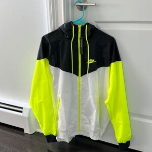 Men’s Nike jacket NTW neon yellow, black and white. Size medium, loose fit